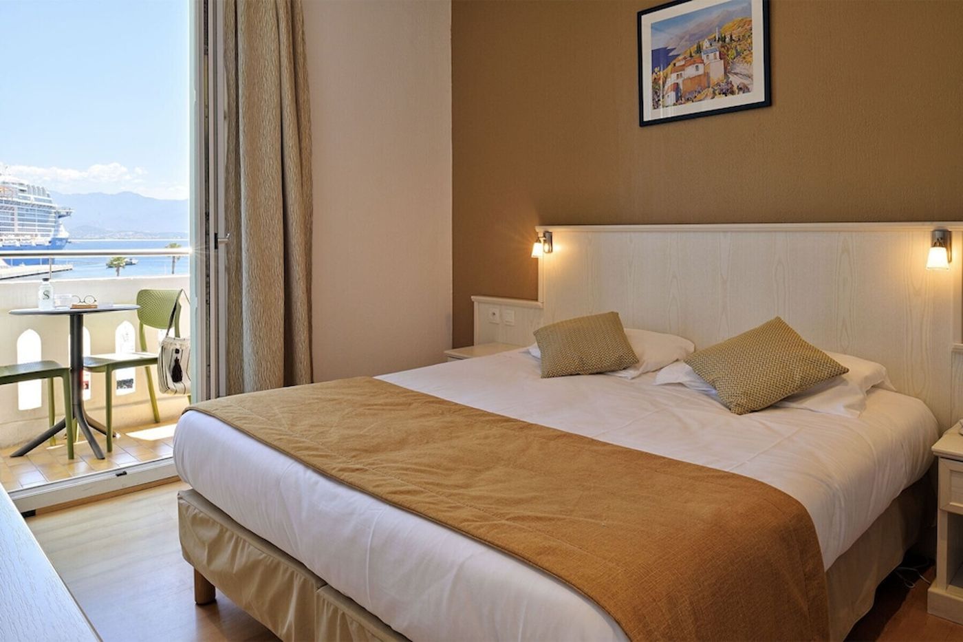 expedia-3157811-10