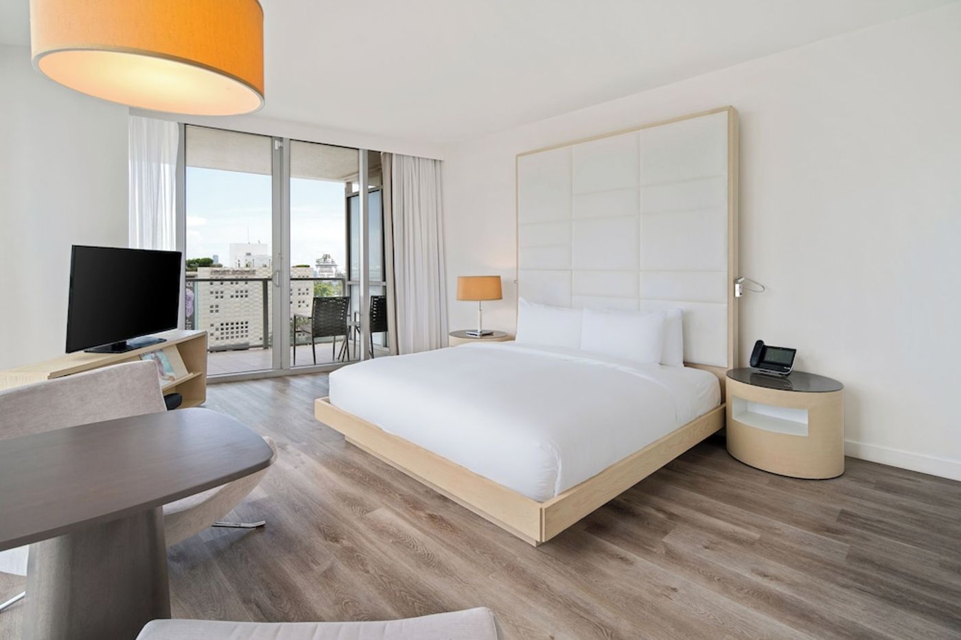 expedia-3159878-24
