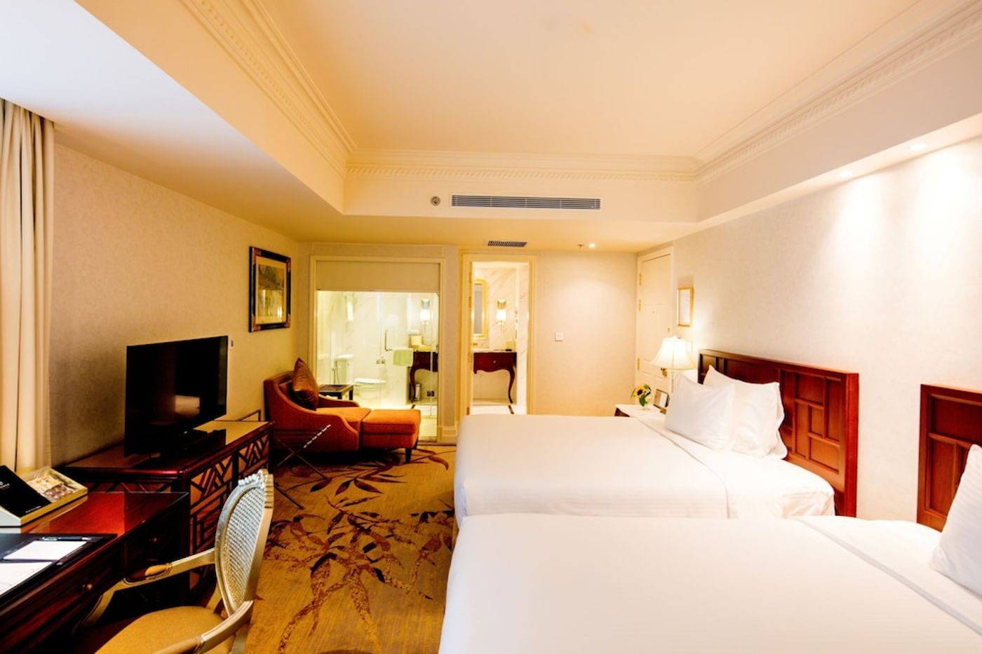 expedia-3163085-24
