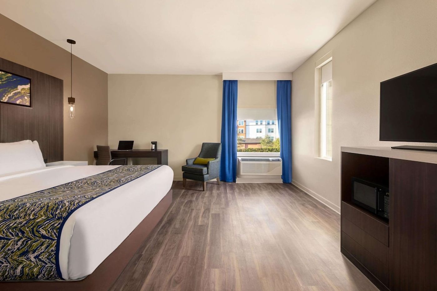 expedia-3166514-11