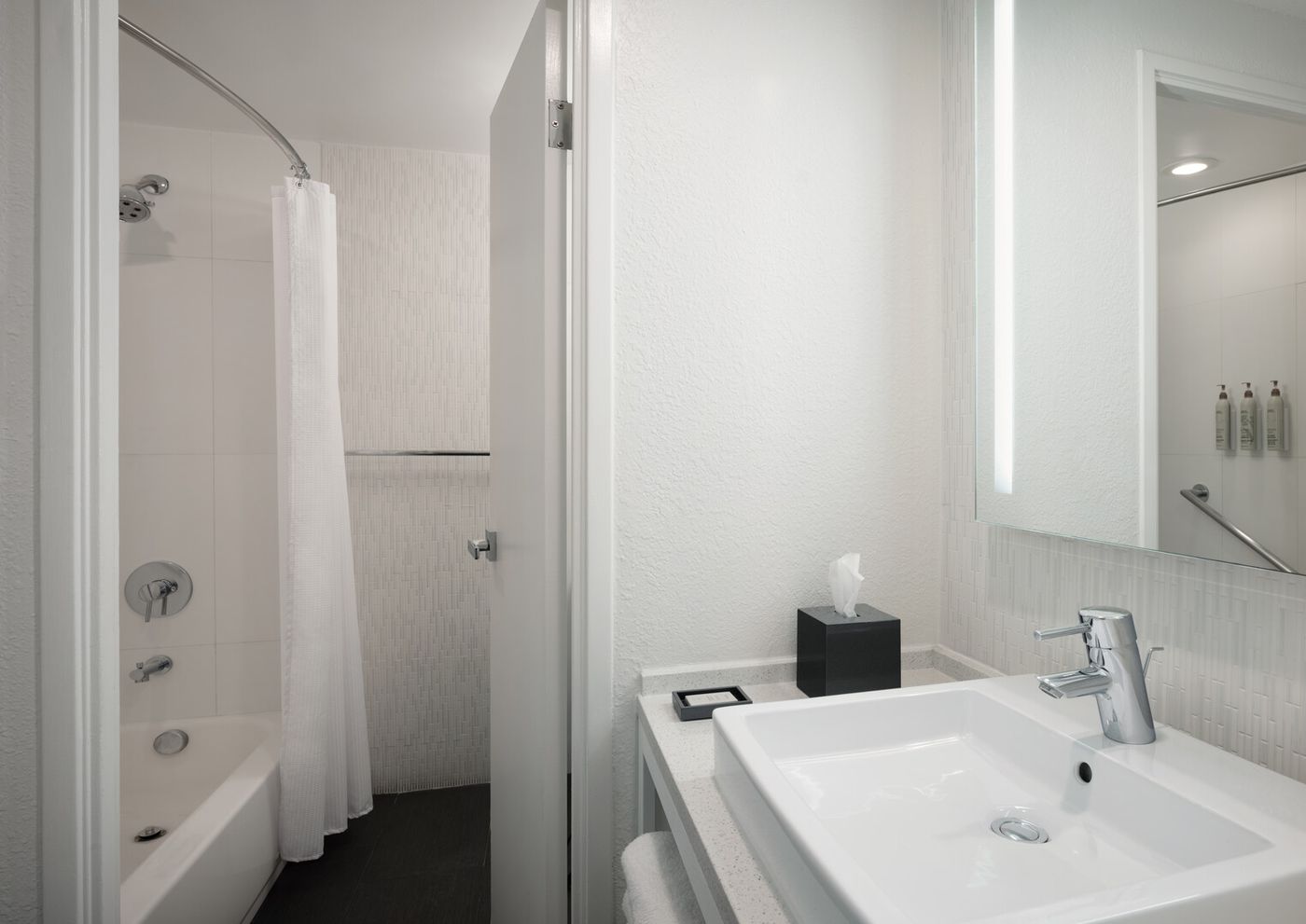 Renaissance Orlando Disney Springs, 25.02