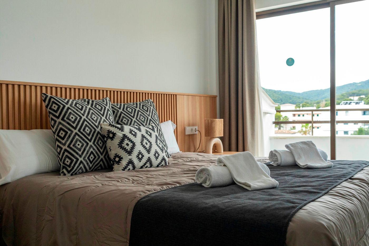 24.06.26 Flacalco Hotels & Apartments