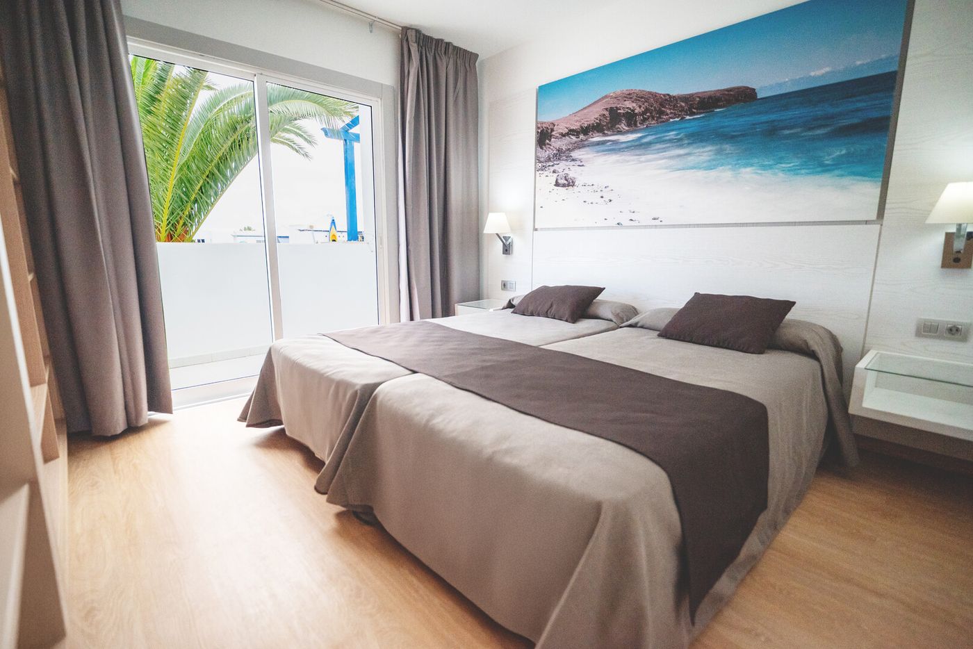 21.01.26 HL Paradise Island