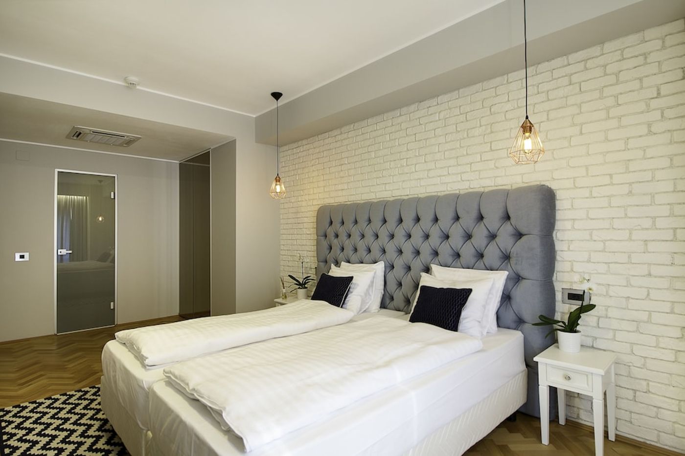 expedia-3162986-7