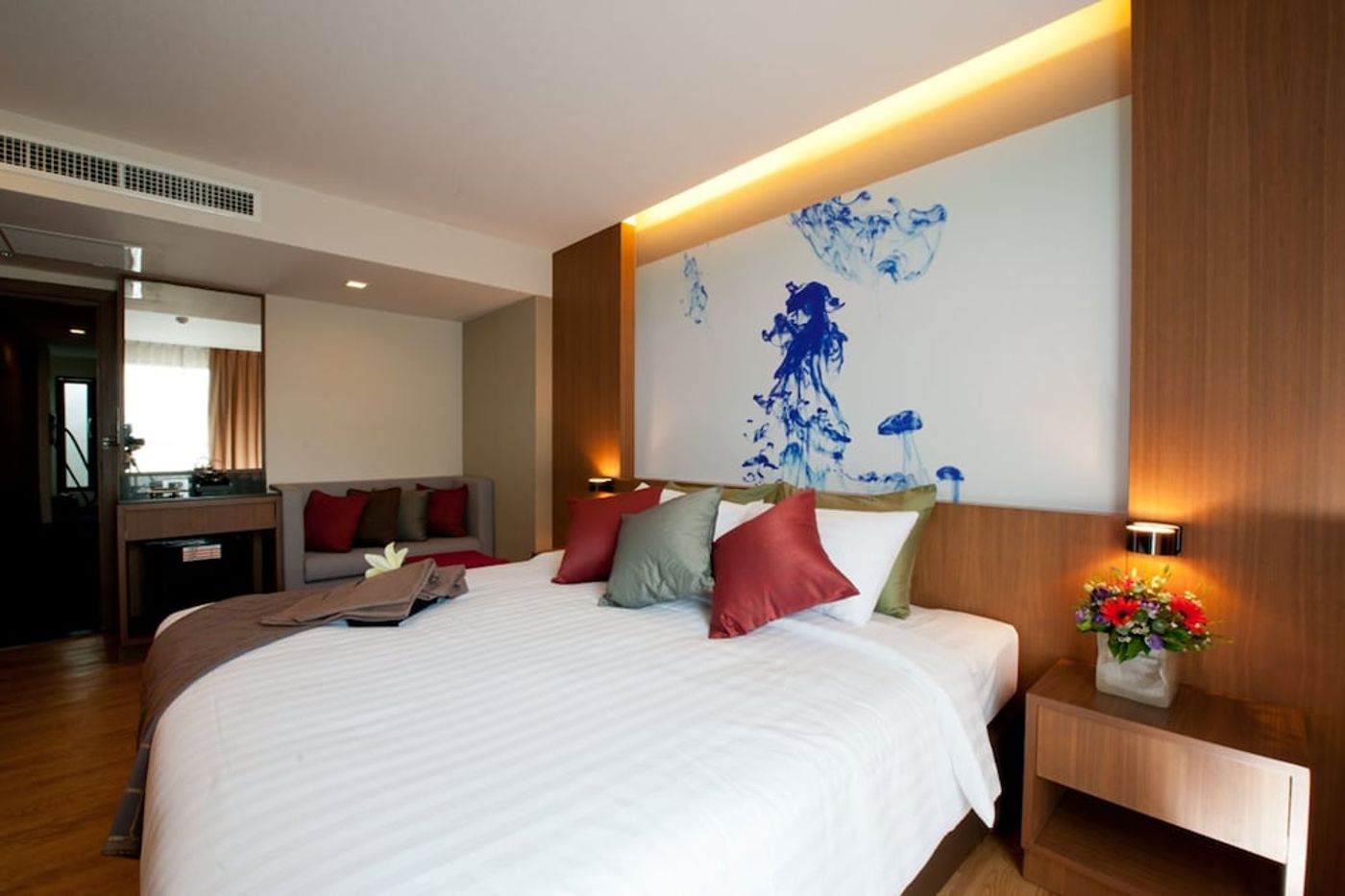 expedia-3162873-18