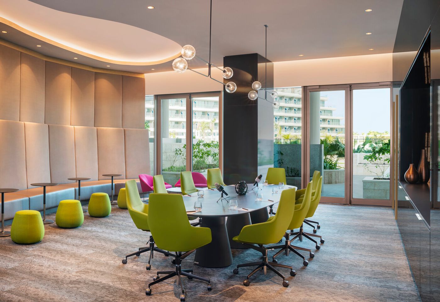 W Dubai - The Palm 14.10