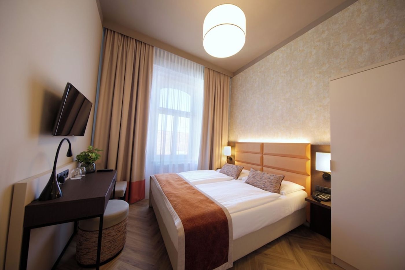 expedia-3164400-14