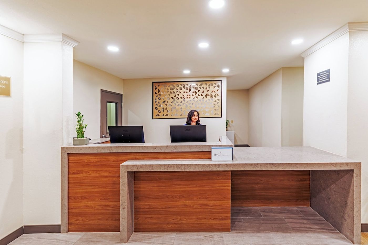 expedia-3160189-4