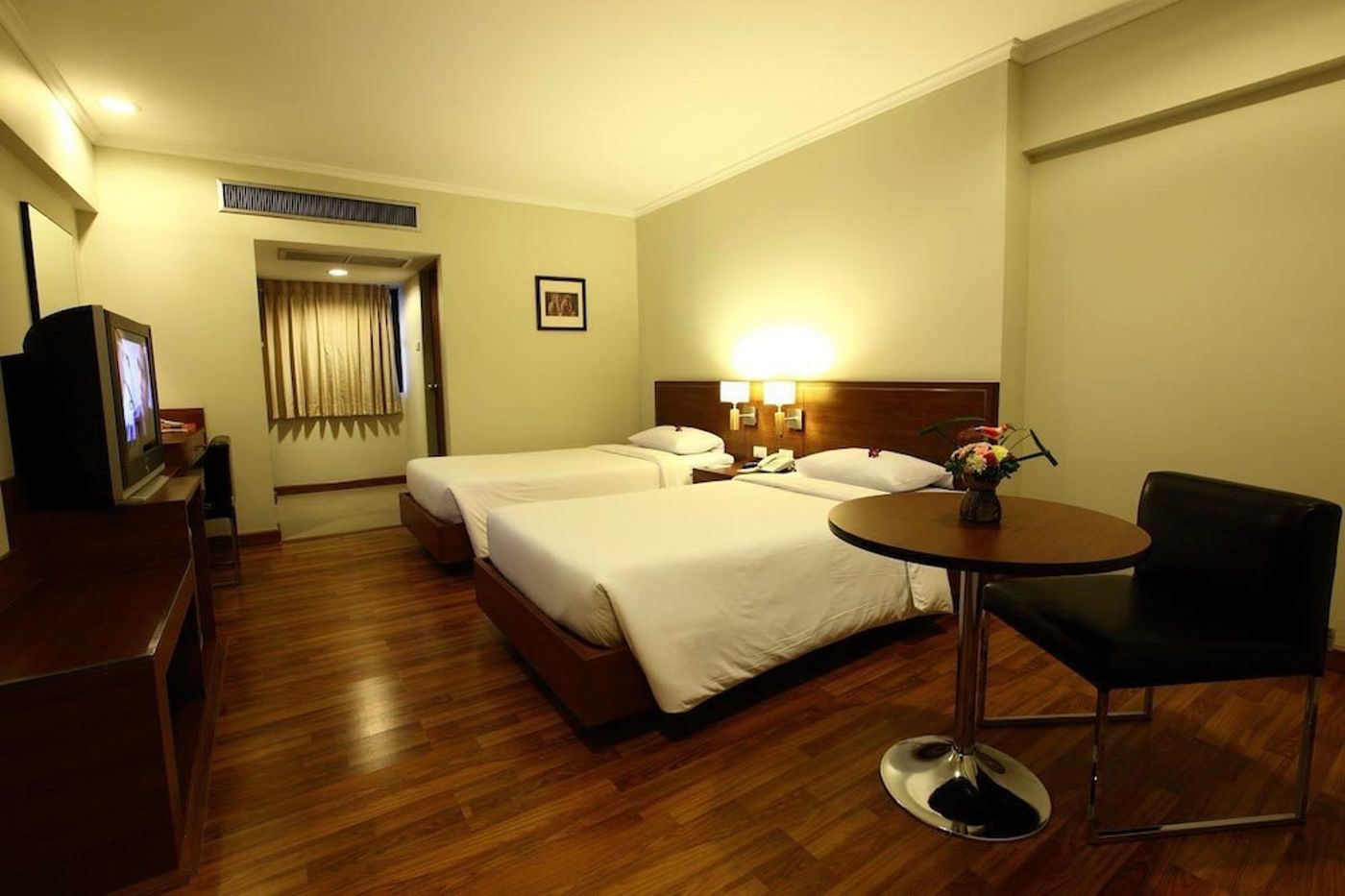 expedia-3162849-6