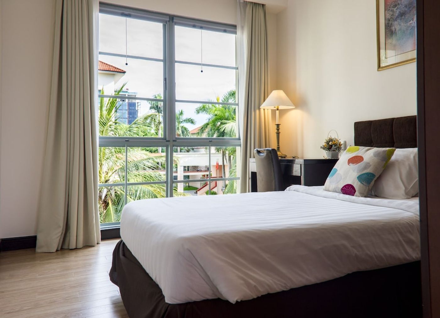 expedia-3159198-10