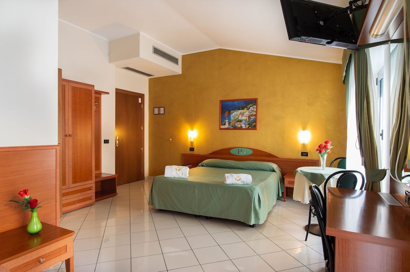 expedia-3159528-7