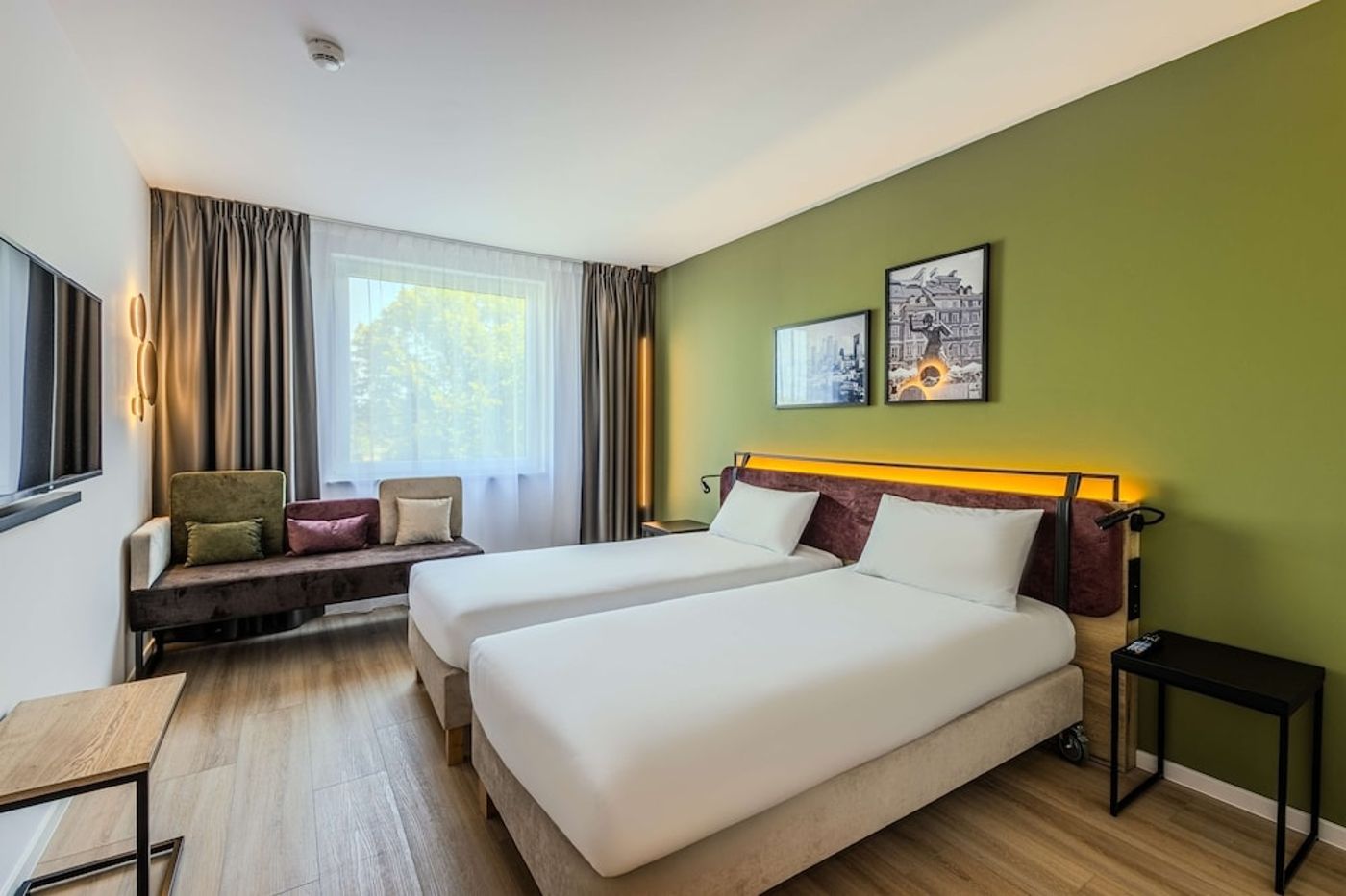 expedia-3165205-25