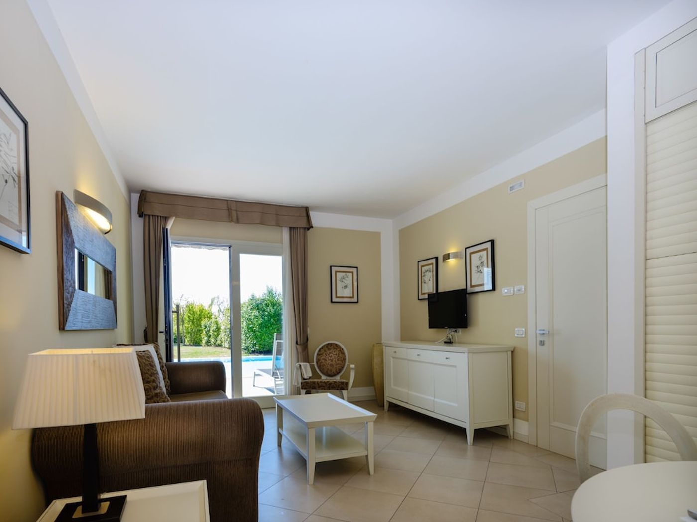 expedia-3166846-21