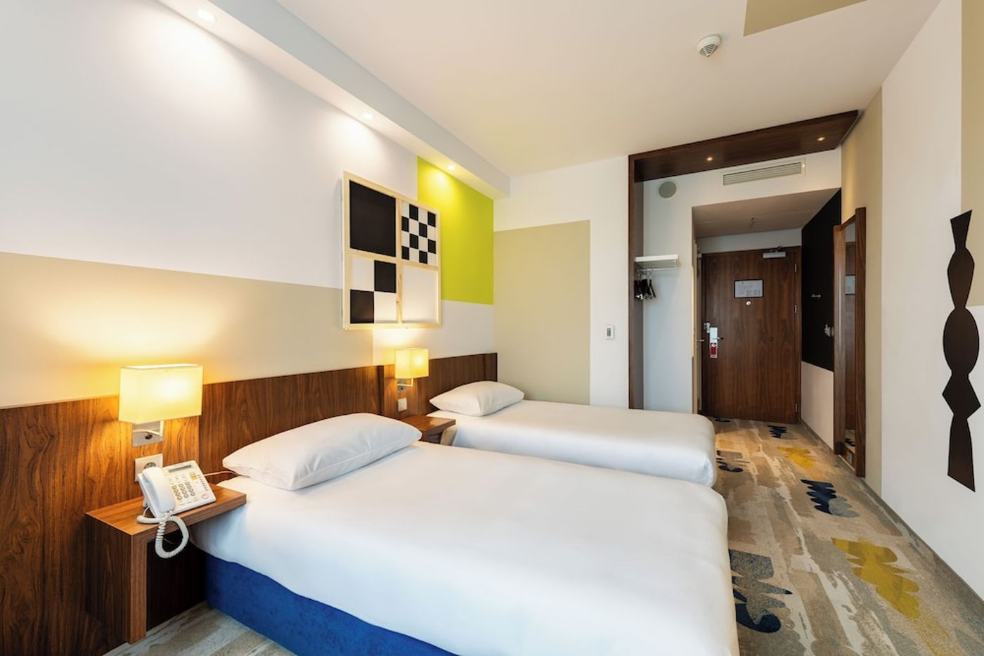expedia-3165434-13