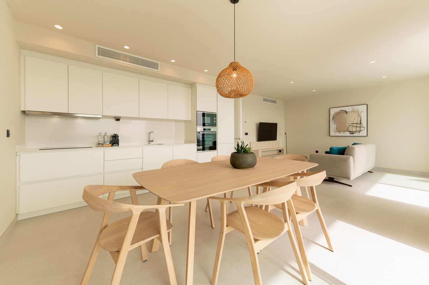 31.03.26 Hotel Amarilla Golf Residences