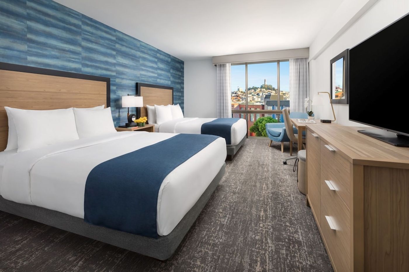 expedia-3158942-25