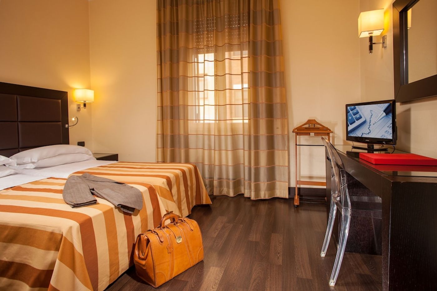 expedia-3163825-16