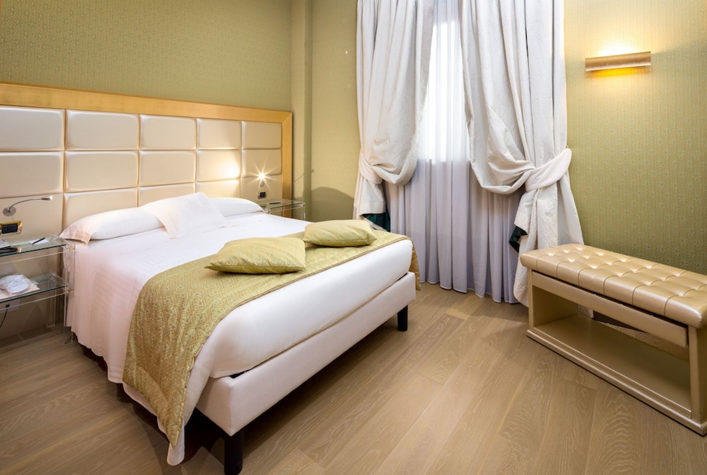 expedia-3159888-14