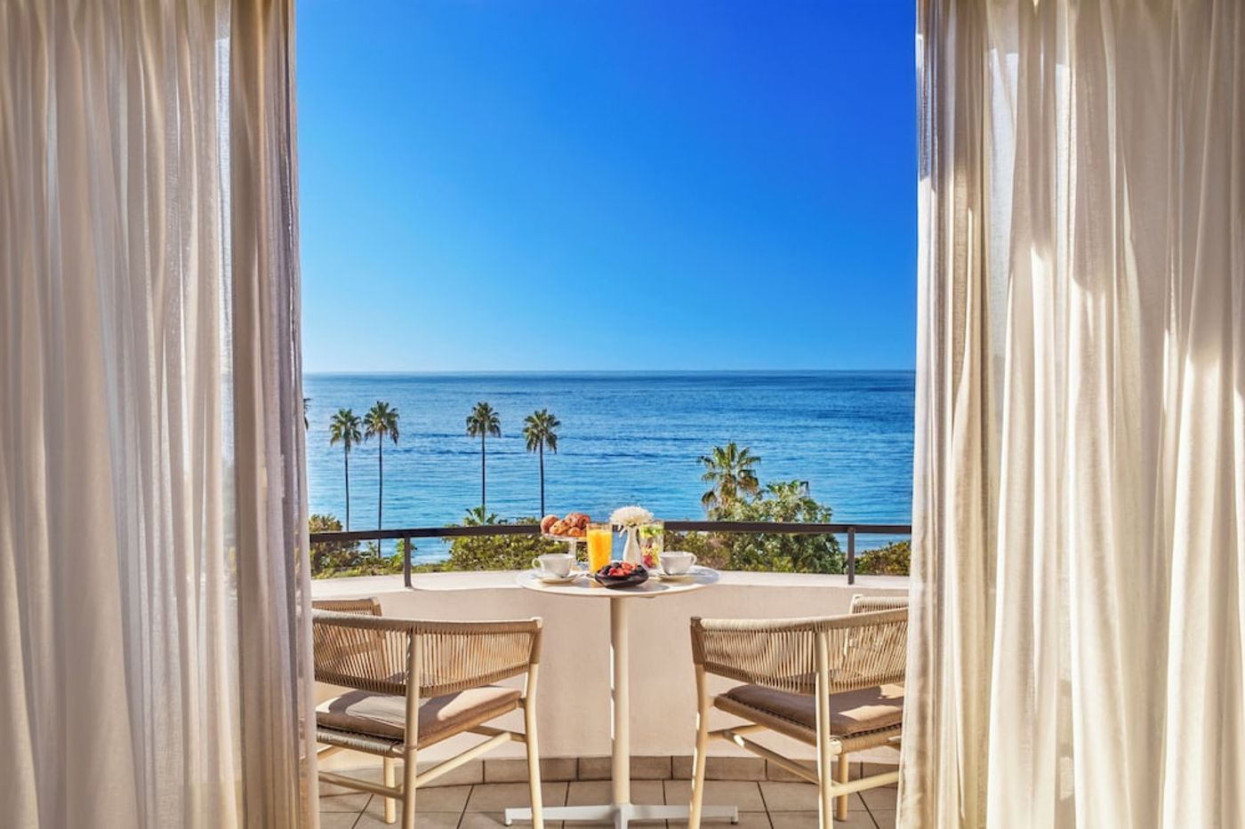 expedia-3166826-9