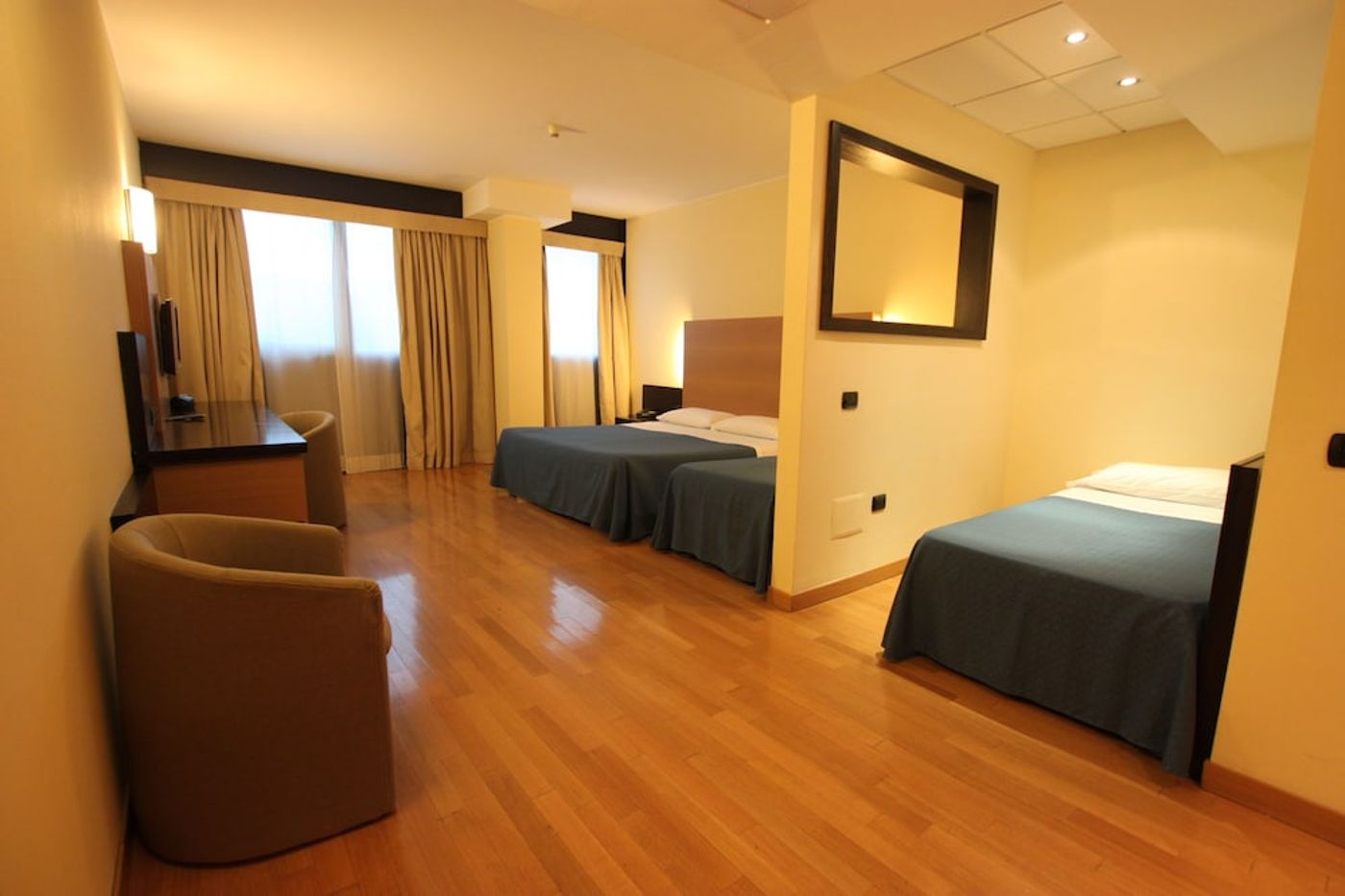 expedia-3163576-8