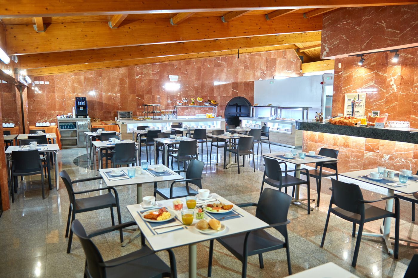 20.03.26 Chatur Palmera Mar