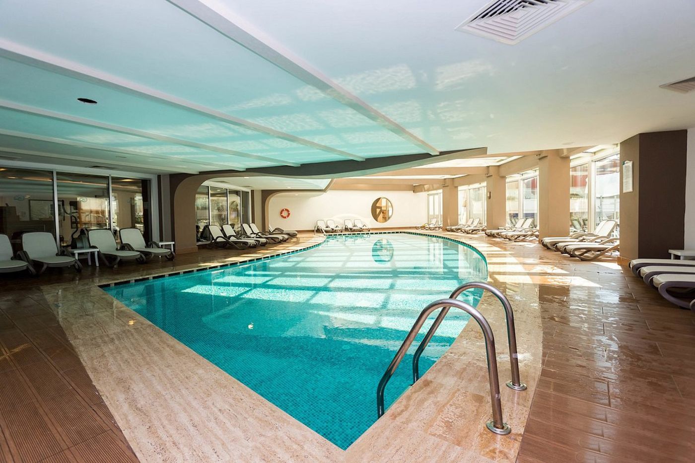 Seashell Resort & Spa