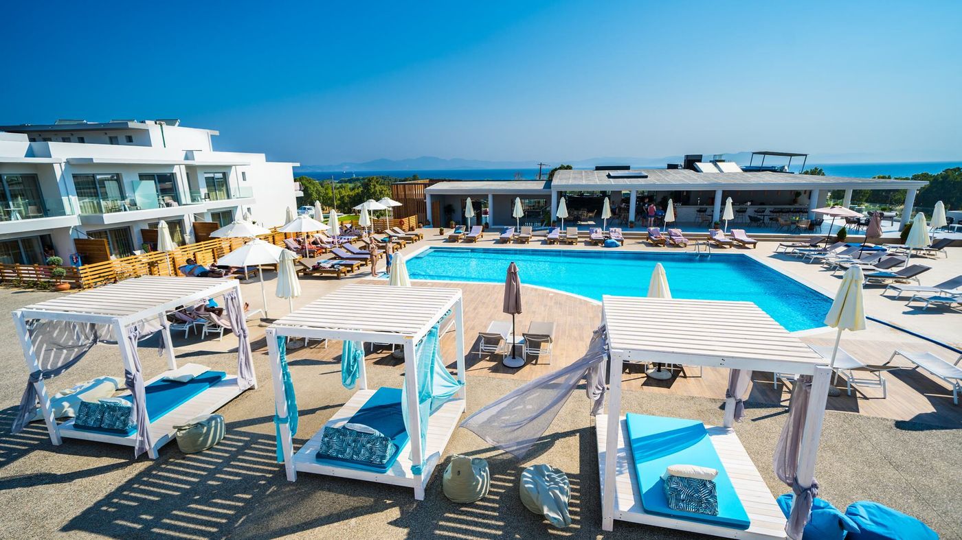 Harmony Crest Resort - Adults Only
