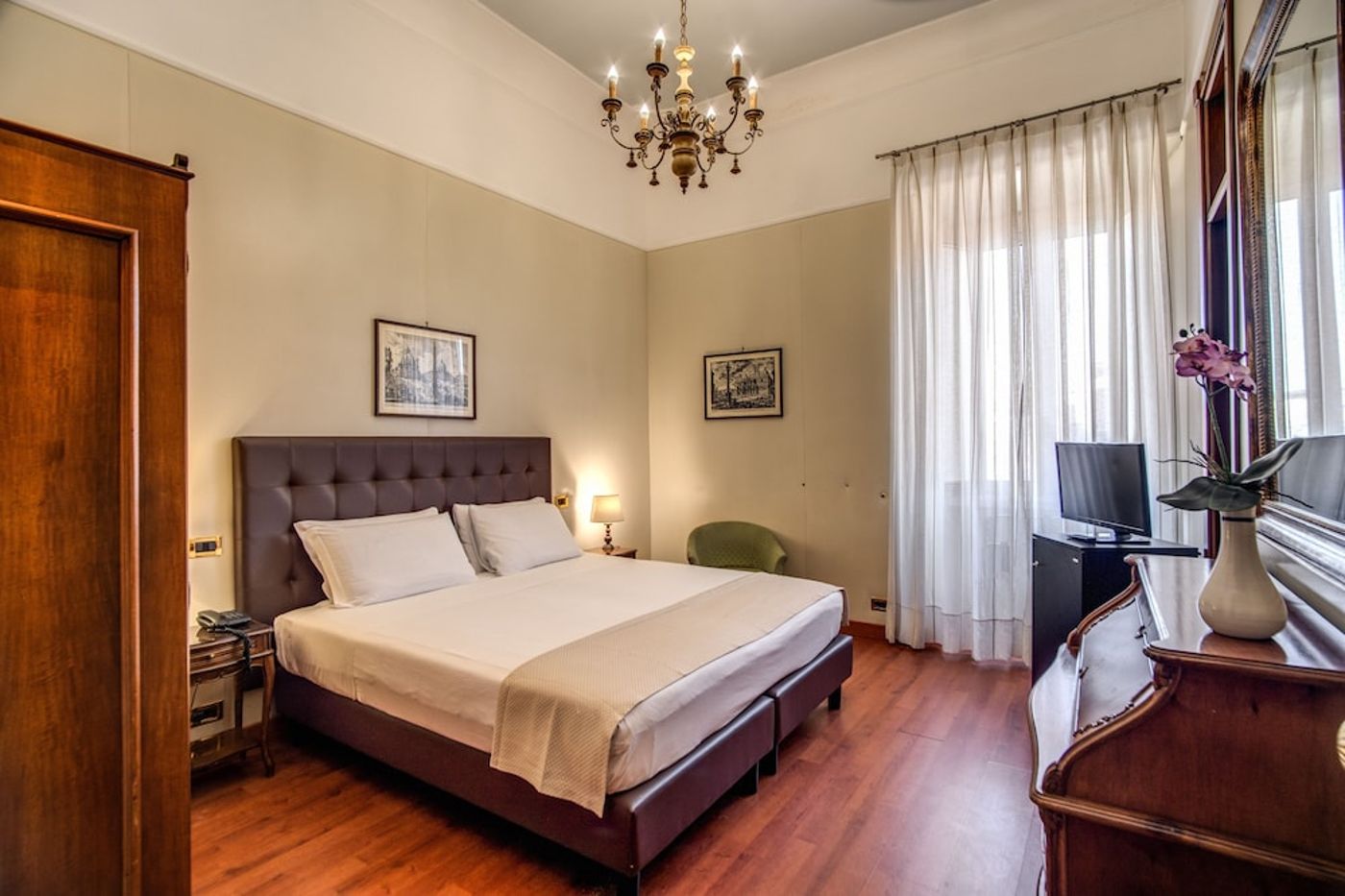 expedia-3163293-16