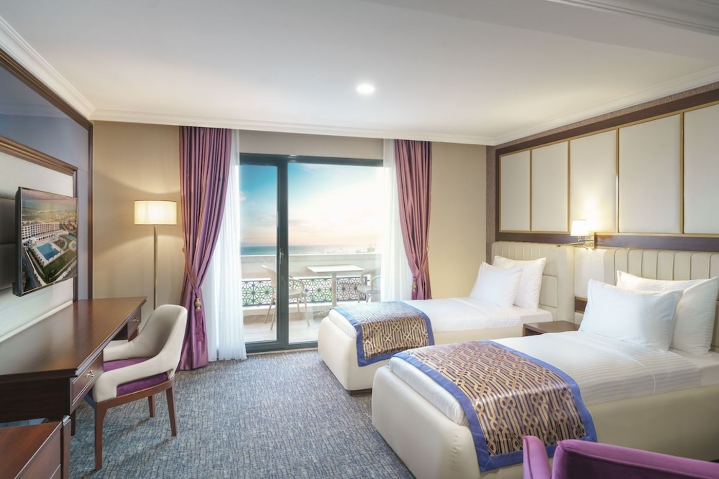 expedia-3166883-30