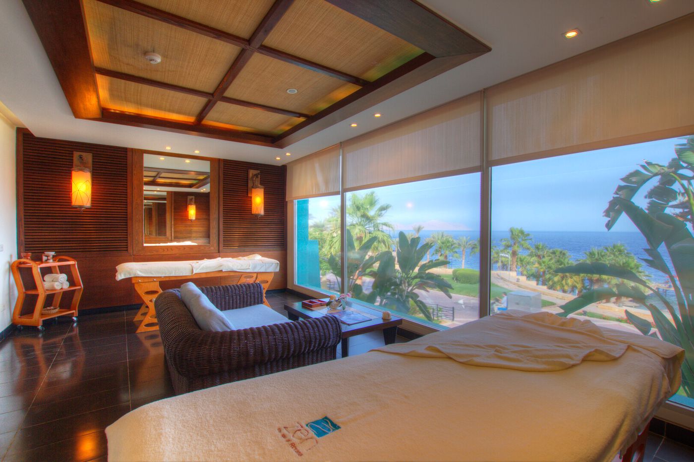 Grand Rotana Resort & Spa 18.09