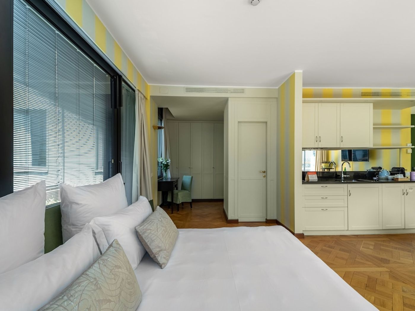 expedia-3161906-9