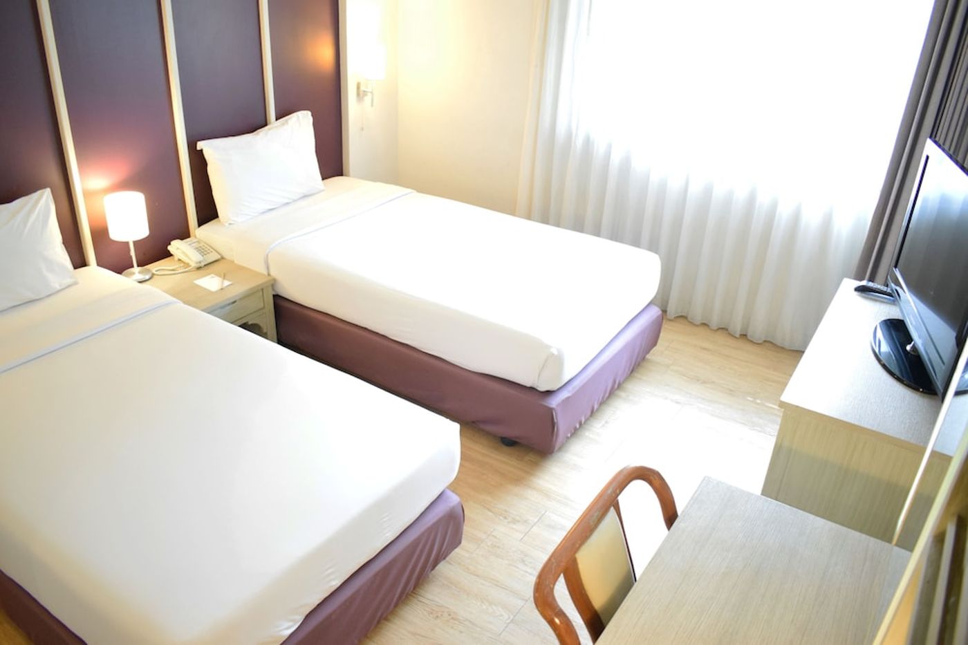 expedia-3162841-25