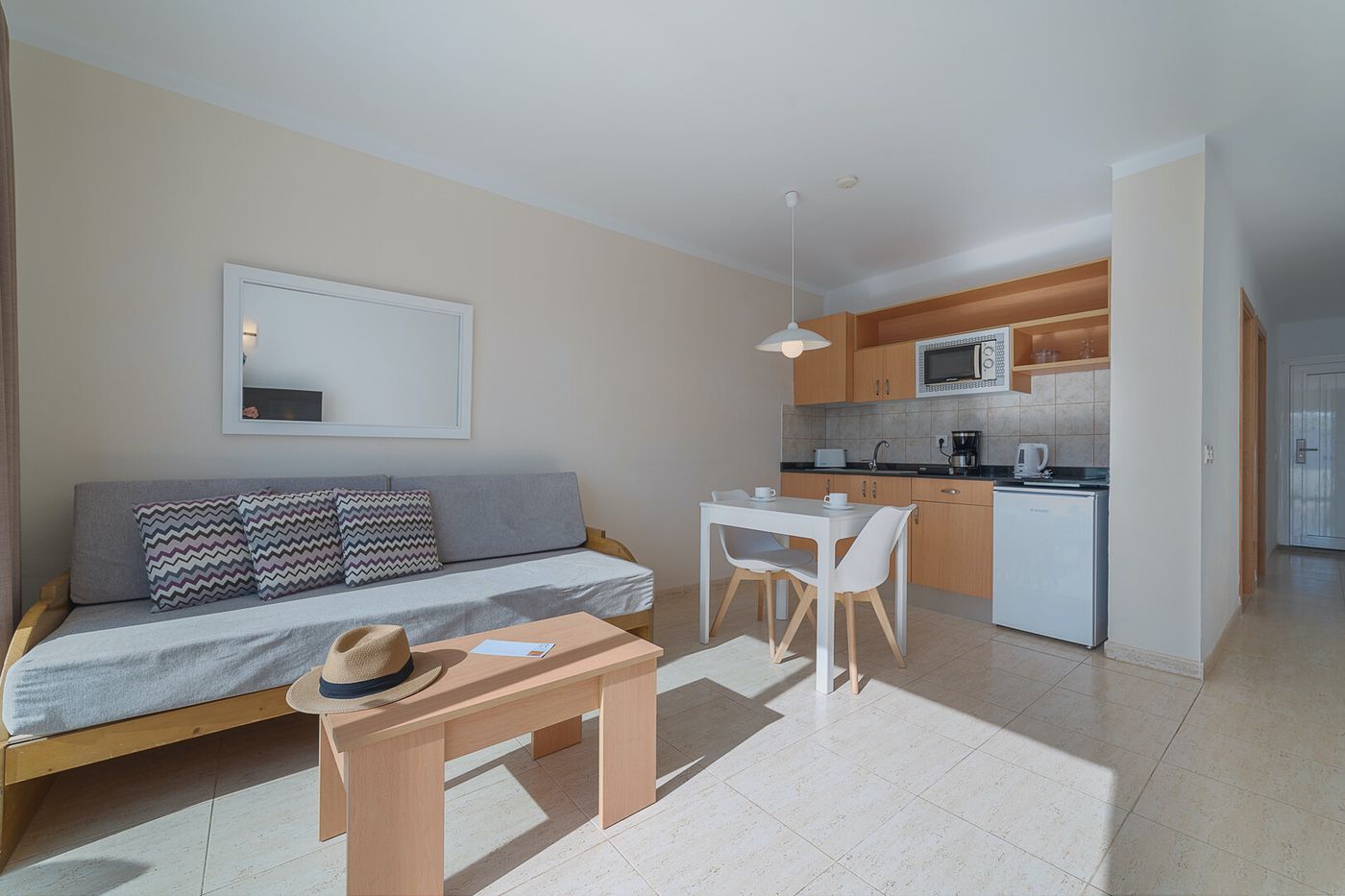 30.03.26 Hotel Siroco & Serenity