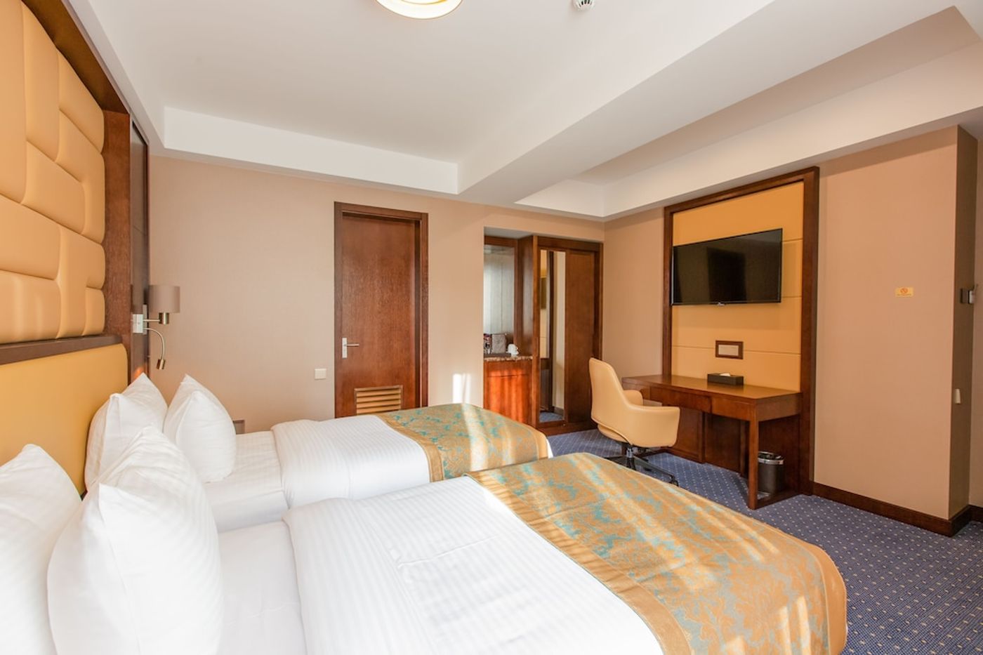 expedia-3157488-25