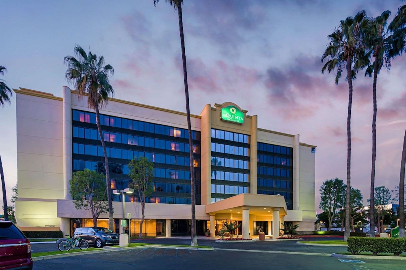 expedia-3166736-4