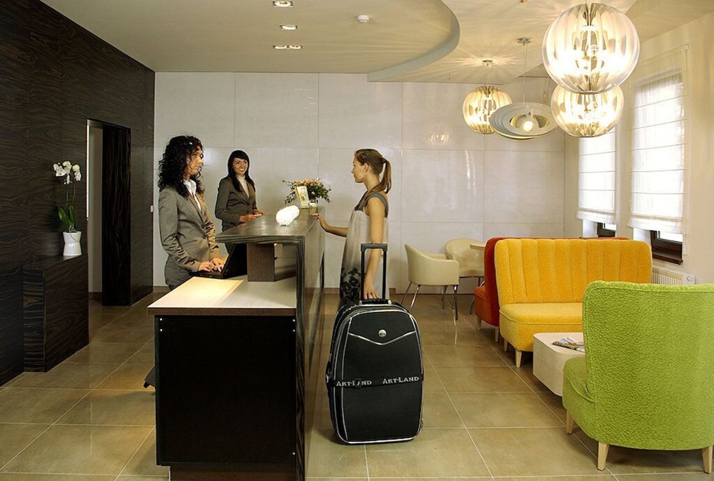 expedia-3164160-10
