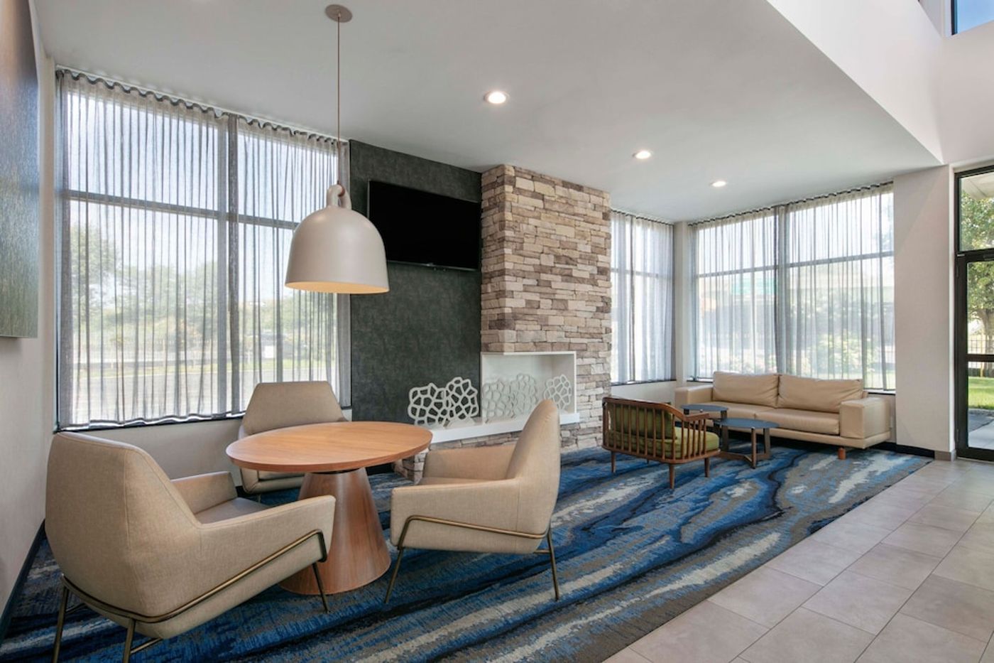 expedia-3157975-4