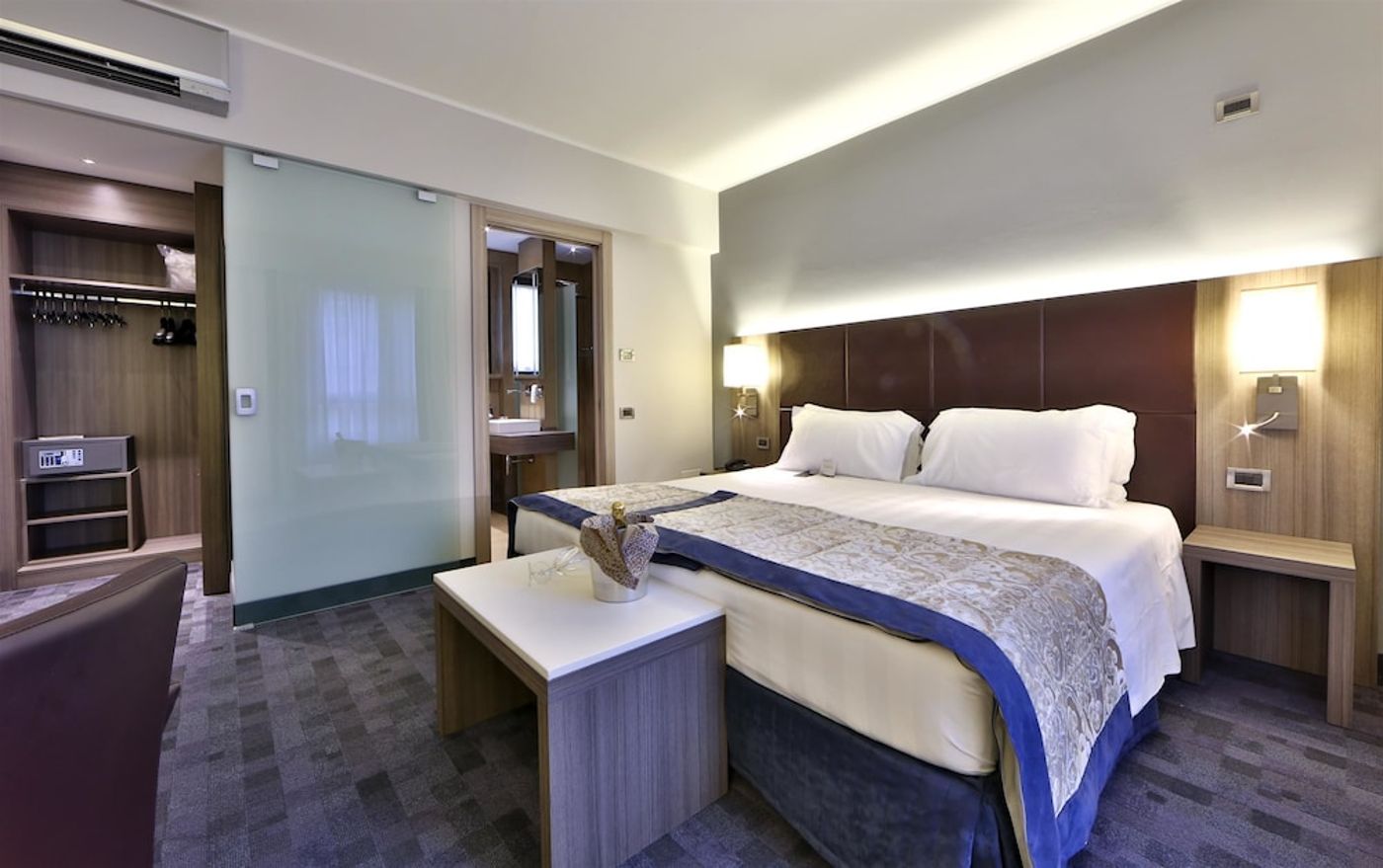 expedia-3163601-13