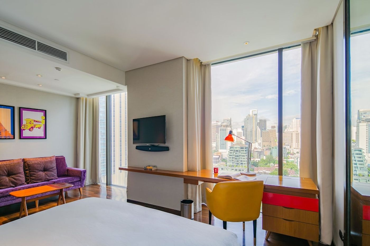 expedia-3162834-4