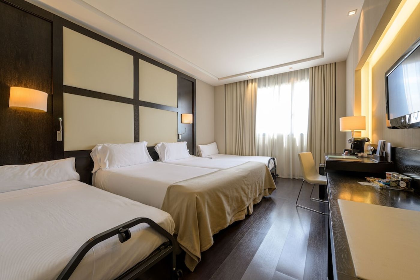 expedia-3159850-11