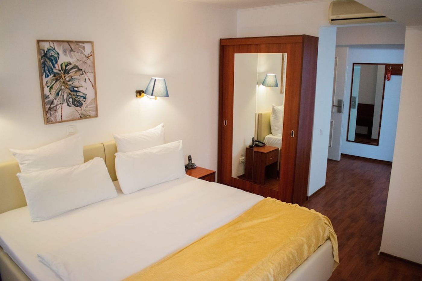 expedia-3165576-24