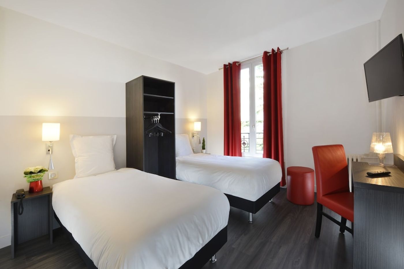 expedia-3159977-4