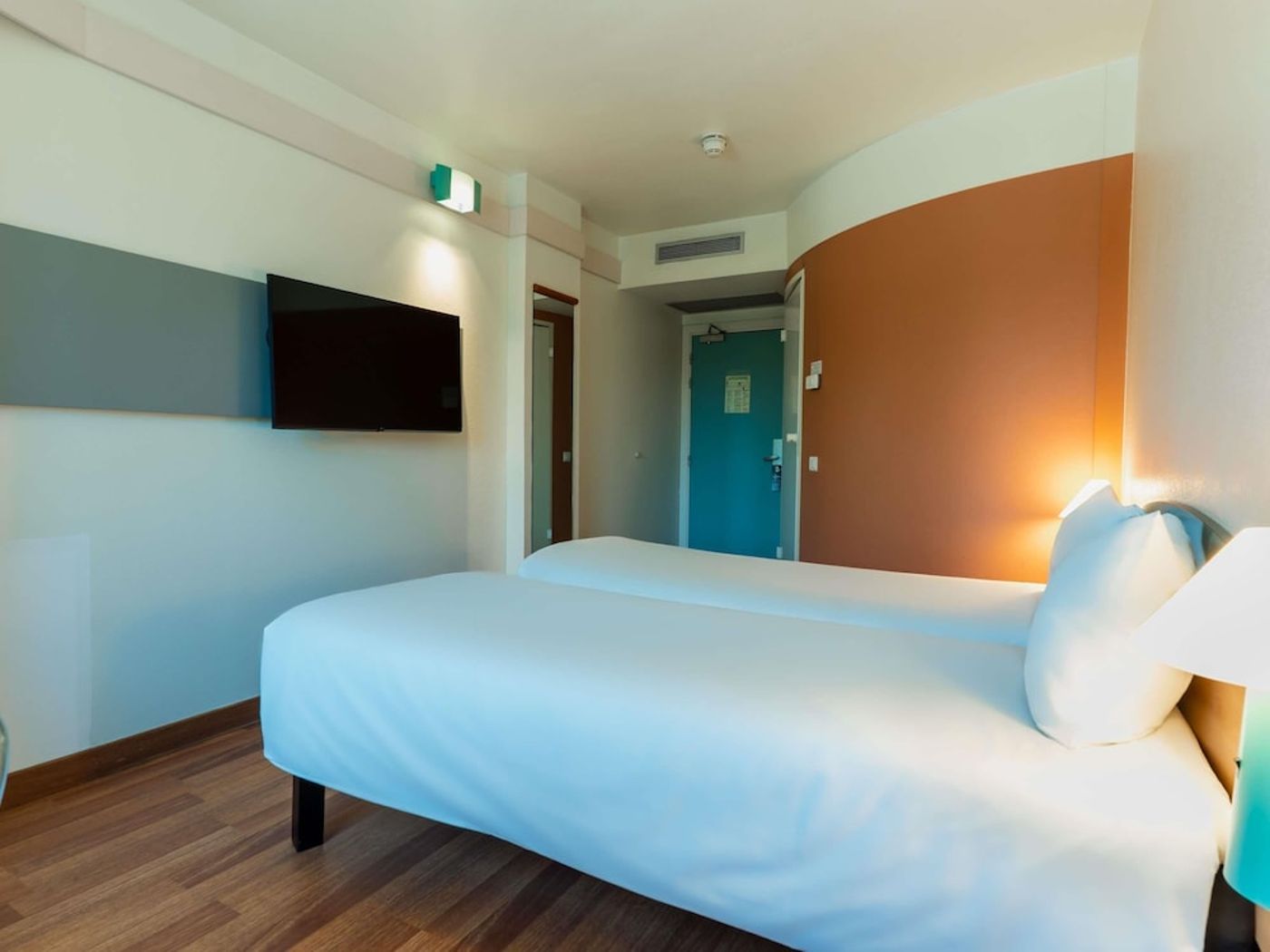 expedia-3165915-25