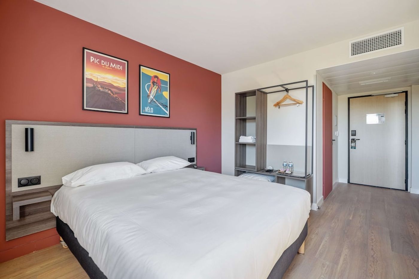 expedia-3158439-25