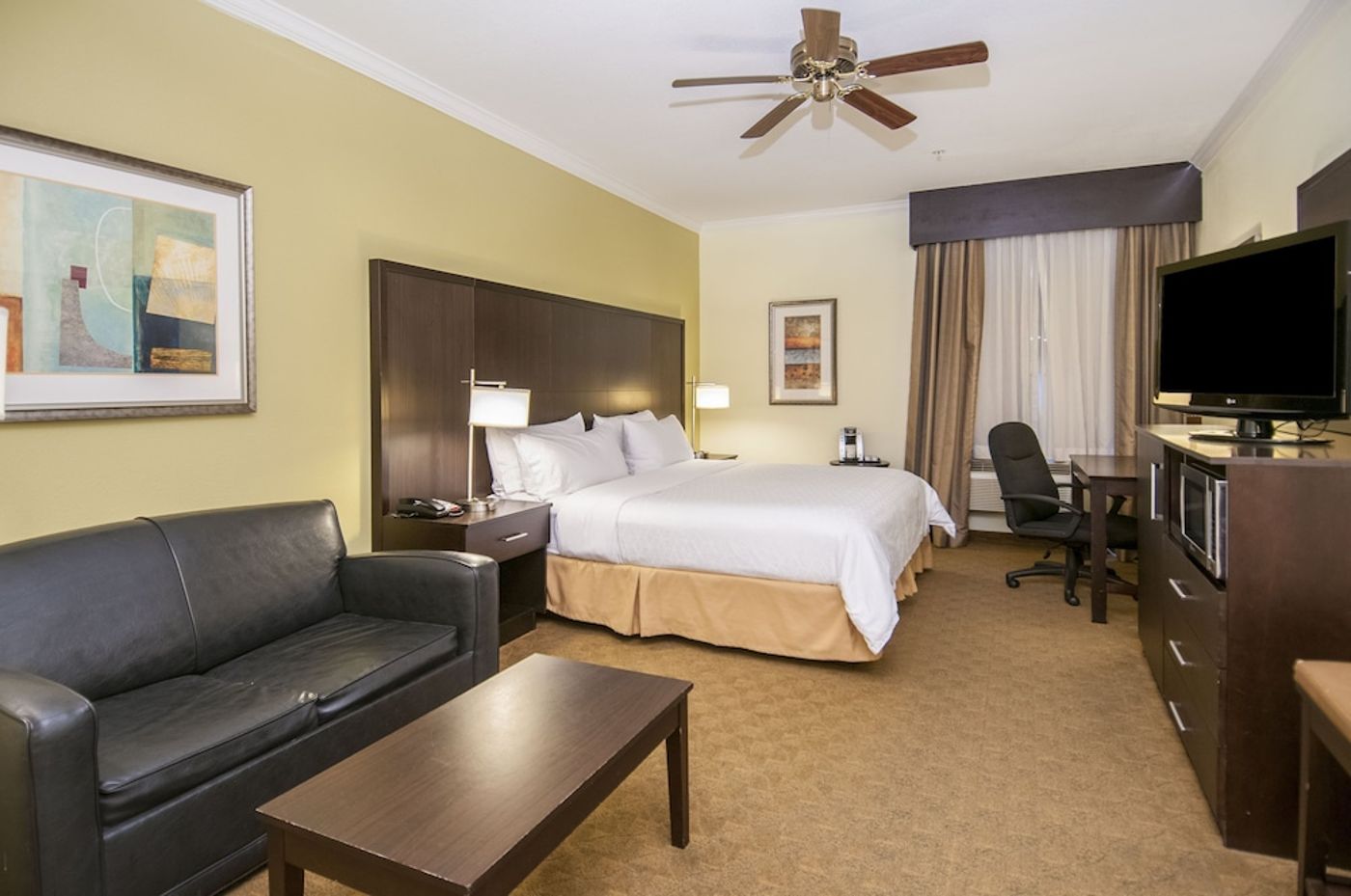 expedia-3160739-16