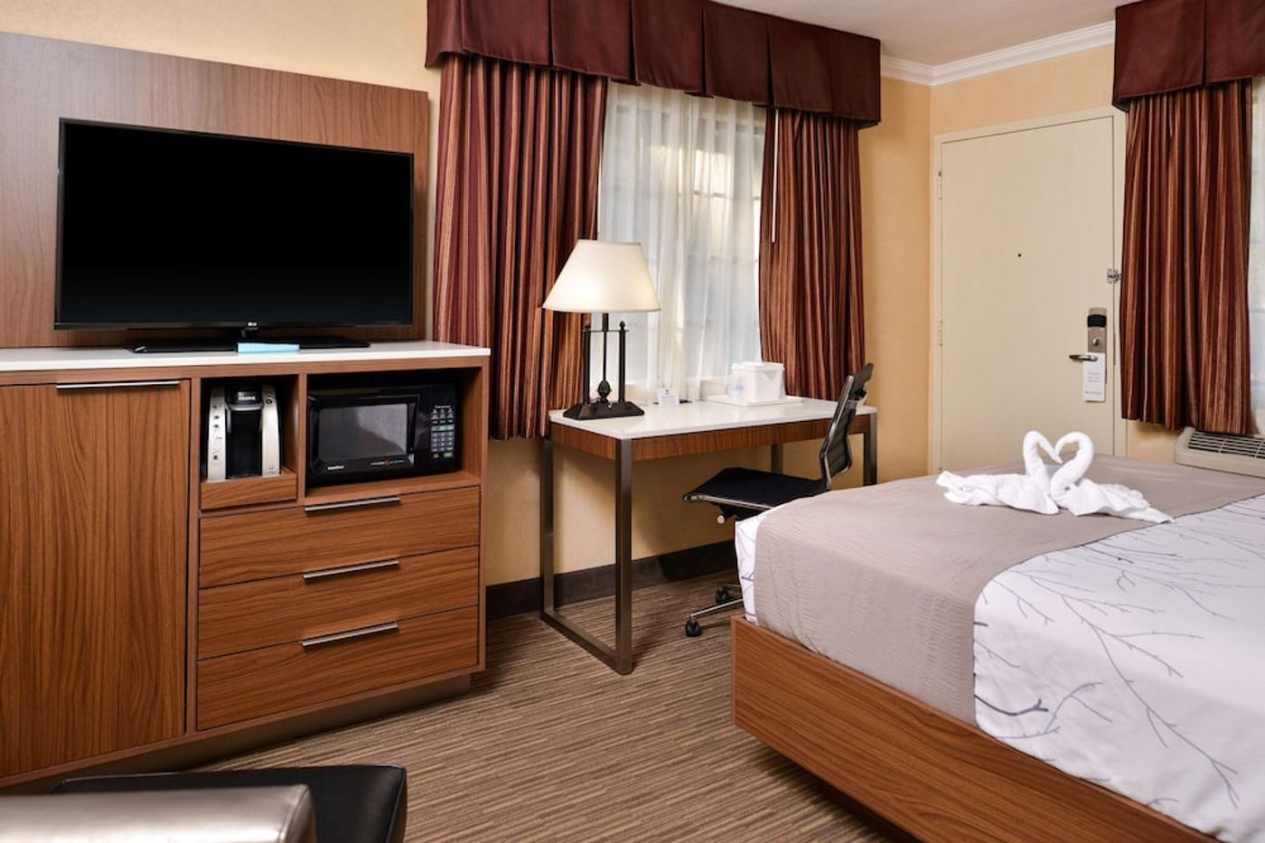 expedia-3159513-7