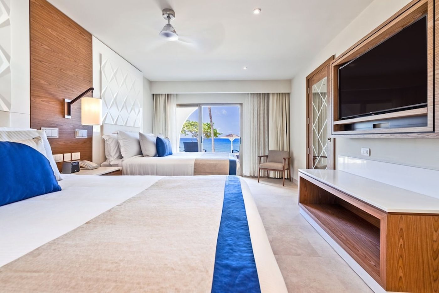 expedia-3166835-25