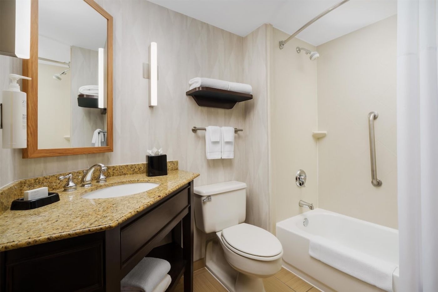 expedia-3159431-22
