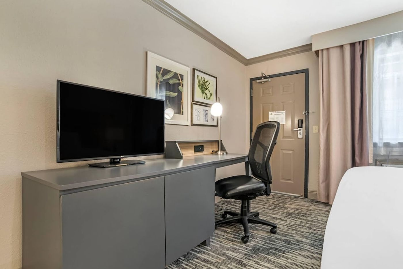 expedia-3159543-23