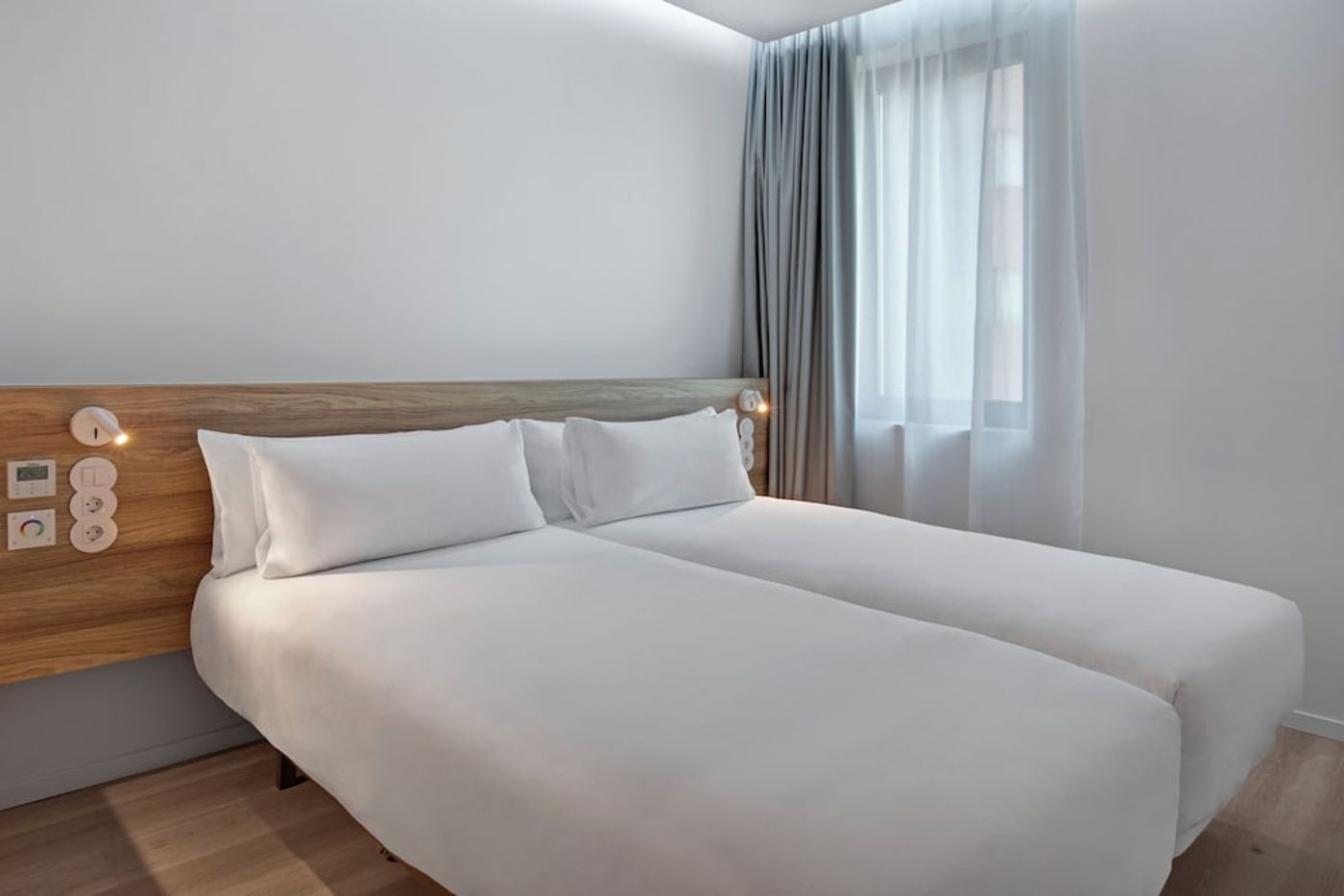 expedia-3165845-11